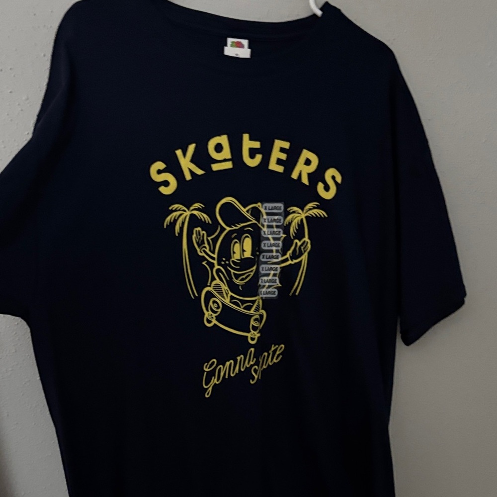 Fruit of the Loom Skaters Graphic men/women T-Shirt - Black and Yellow